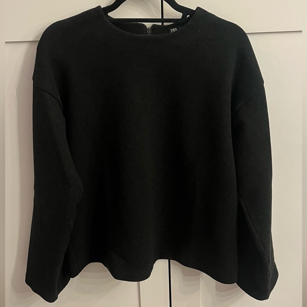 Zara Black Long Sleeve Knit Sweater Top